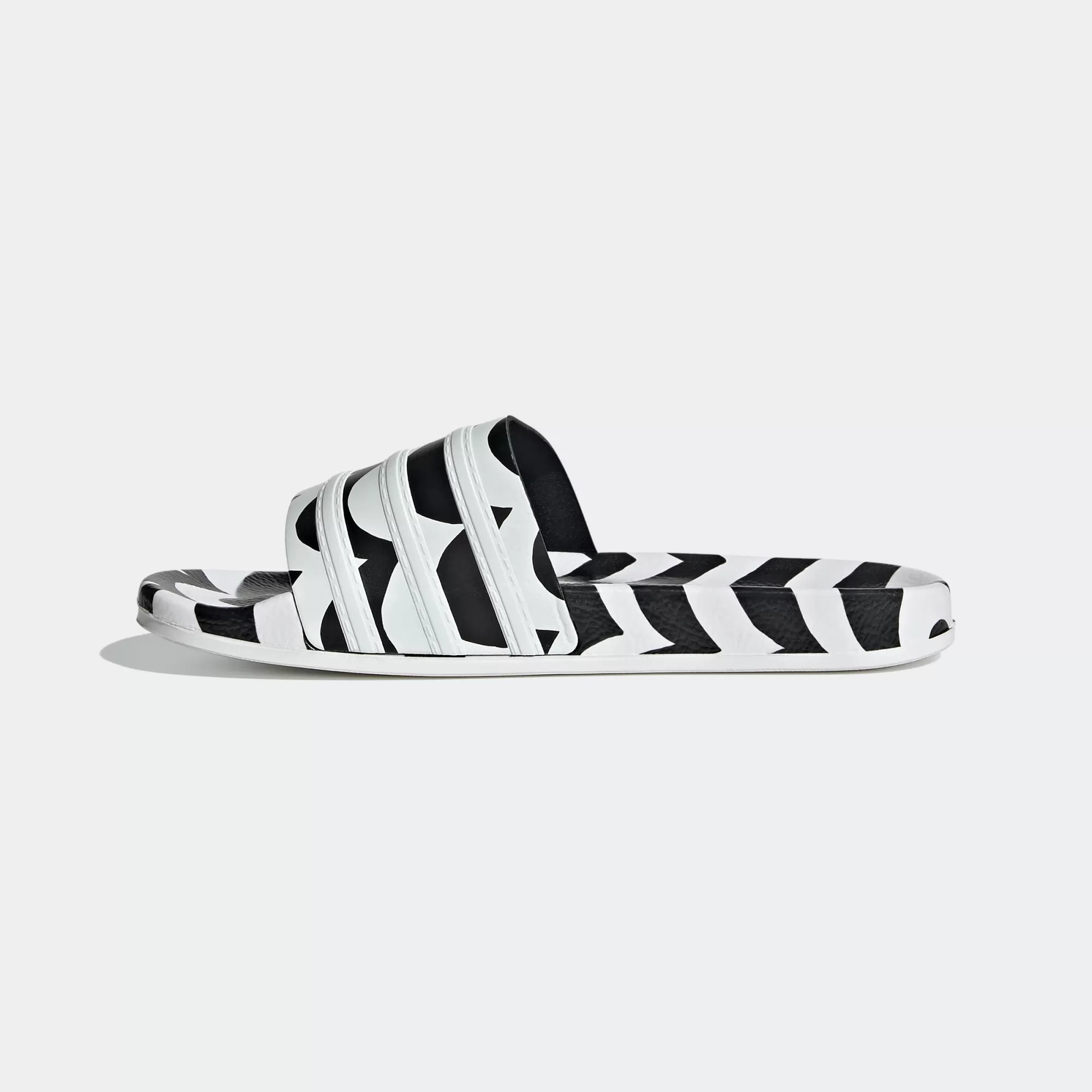 Adidas Women's Marimekko Adilette Slides - Core Black / Cloud White / Team Real Magenta