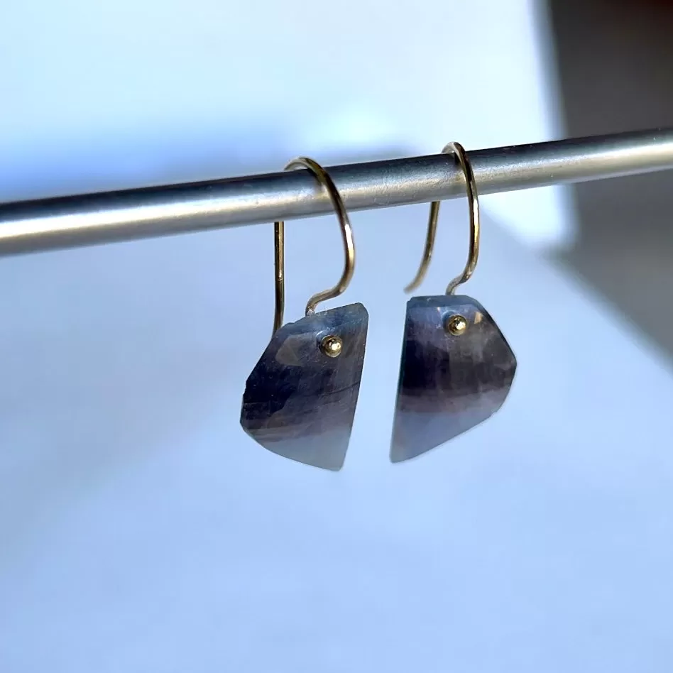 Geo gray sapphire earrings