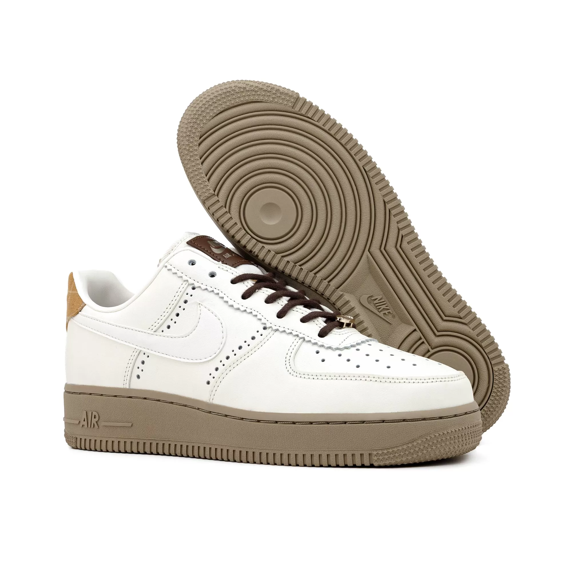 Nike Women's Air Force 1 '07 LX "Brogue" FV3700-112