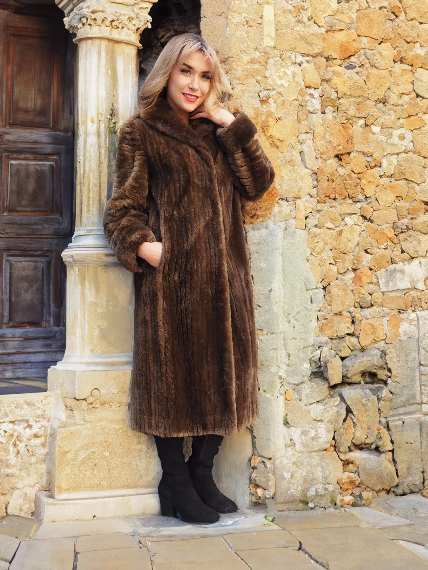 Sheared Beaver Fur Coat Full Length Corduroy Design By Creeds M