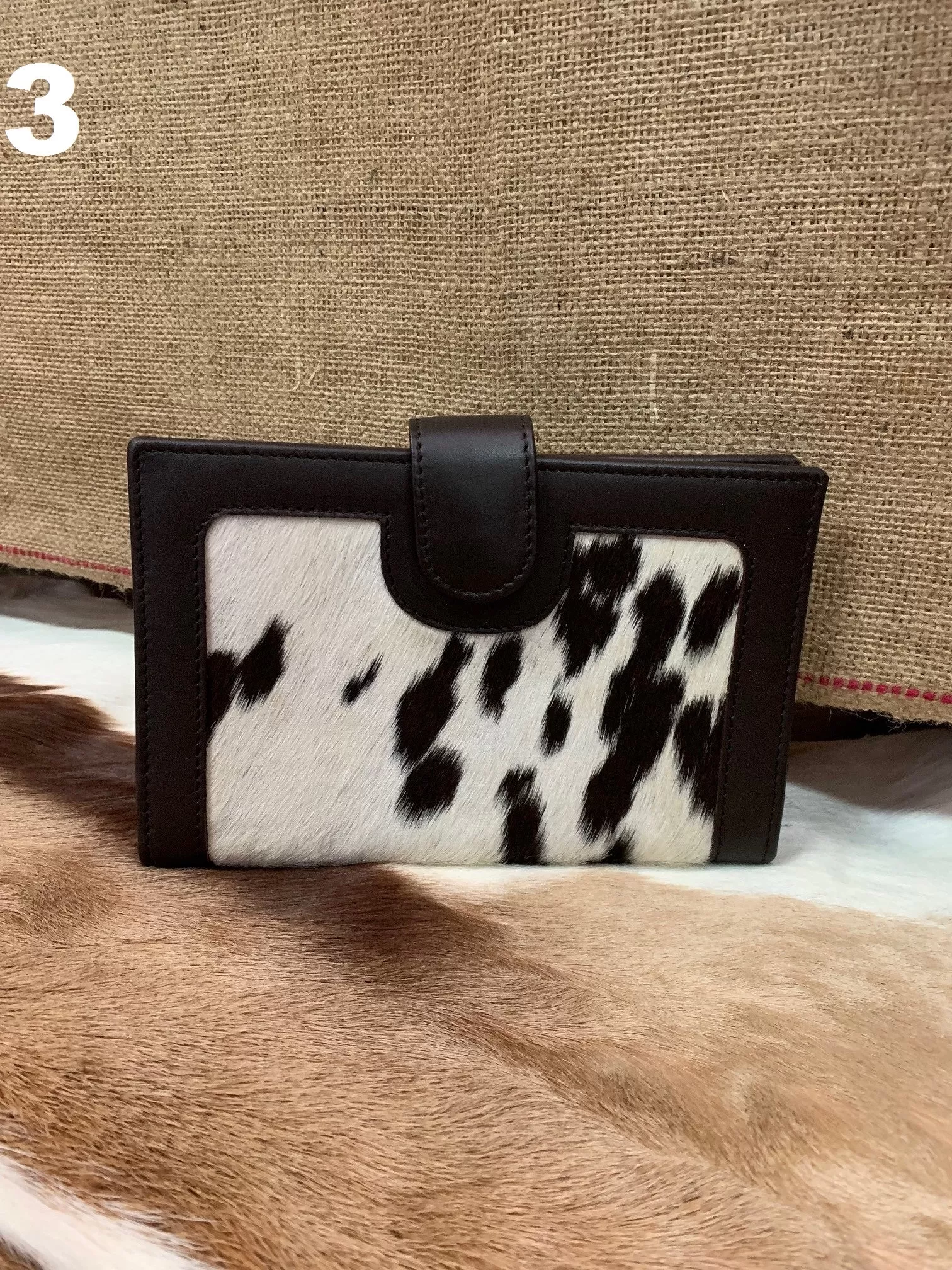 The Barossa Clutch Wallet (Dark Brown & White)