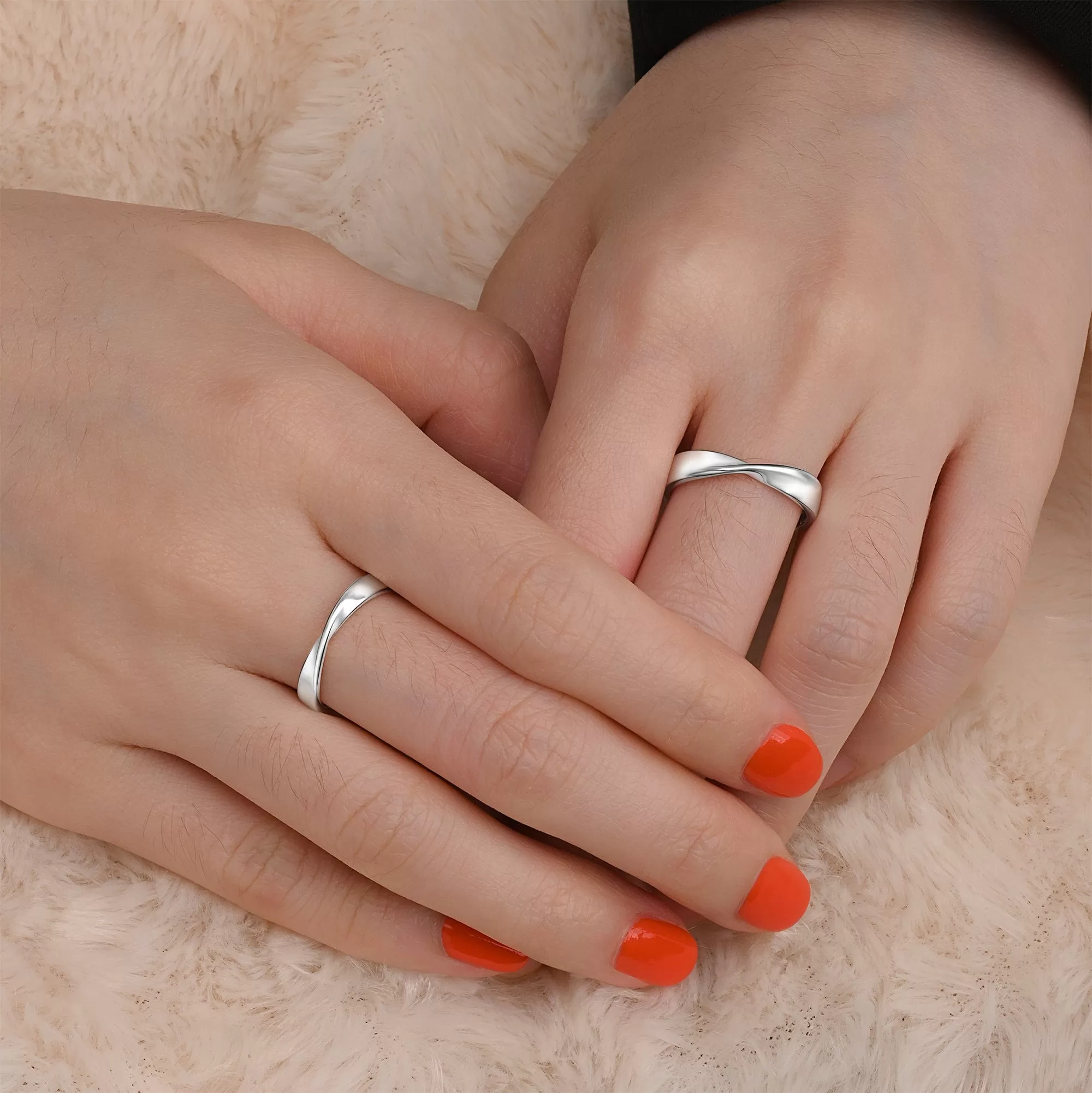 Twisted Romance Matching Couple Rings Set